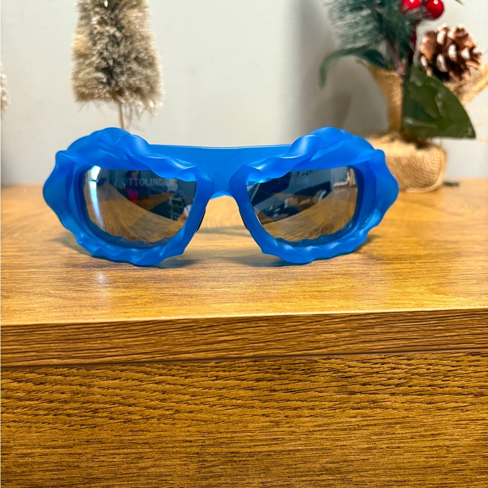 Ottolinger Twisted Sunglasses